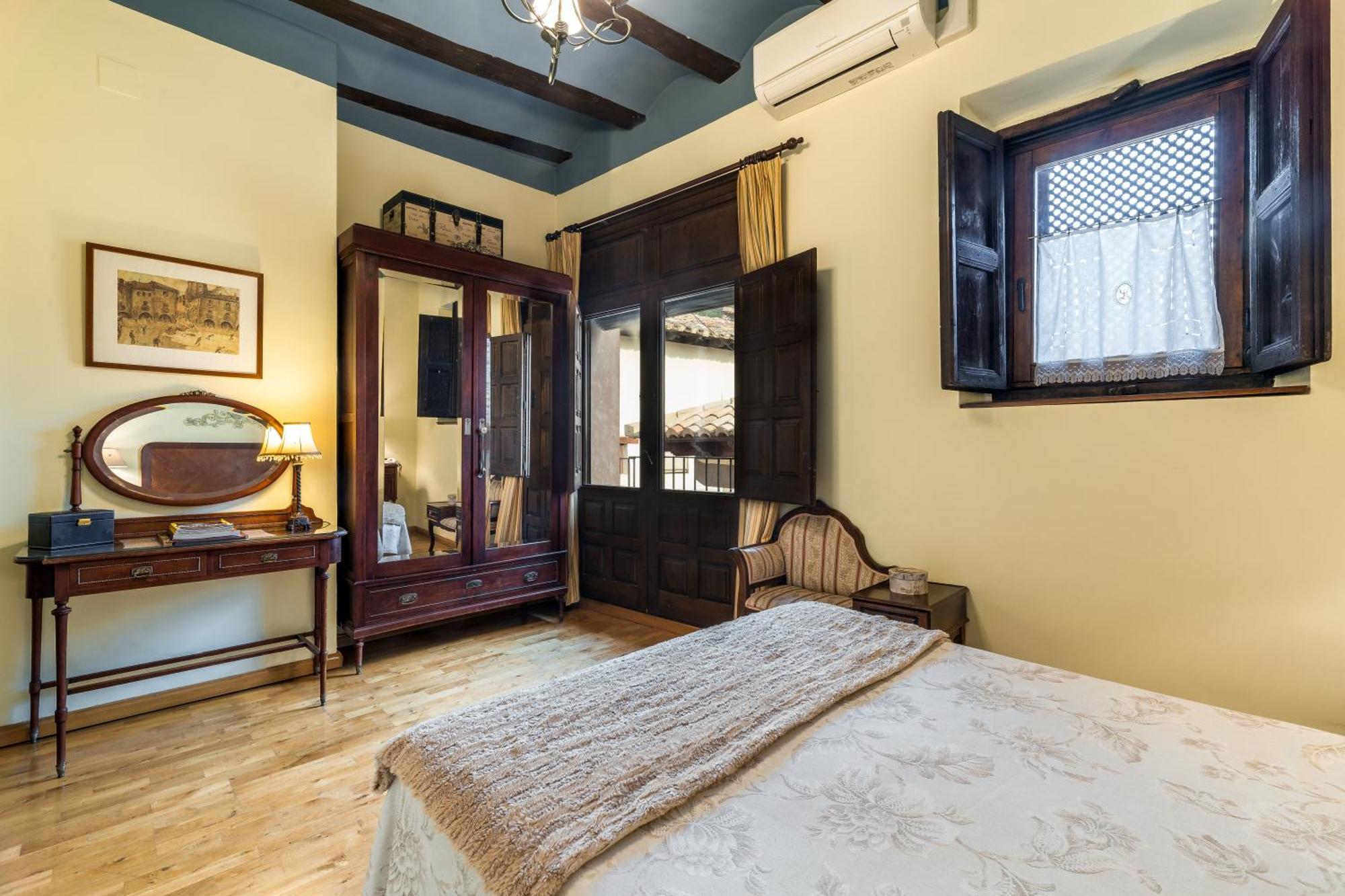 Leones - Adults Only Hotel 2*